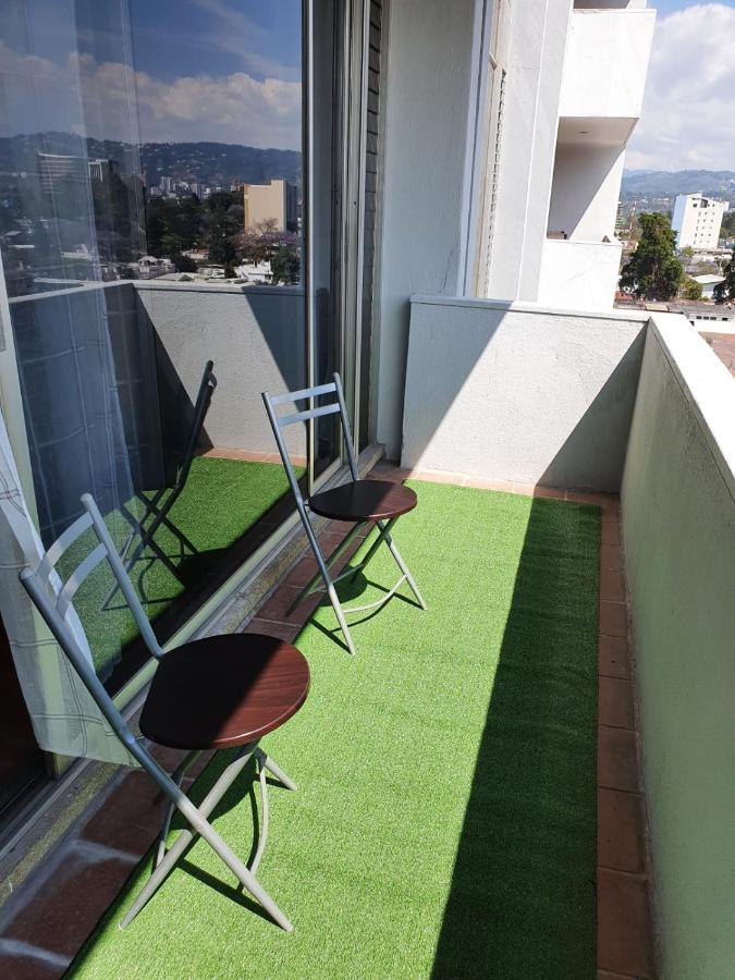 Apartamento Avenida Reforma Ciudad De Guatemala Exterior photo